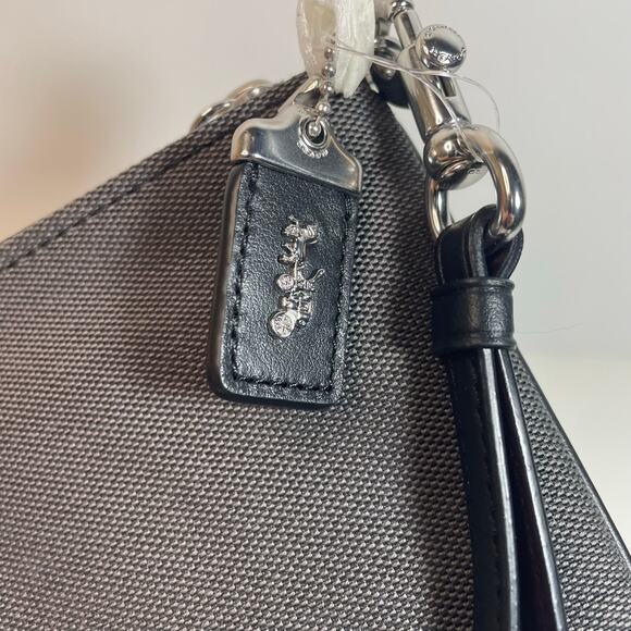 NWOT Coach 1941 Turnlock Pouch 26 with Horse and Carriage Jacquard Black C3387 - Picture 7 of 8
